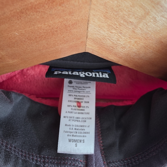 Women's Fleece Jacket - Coral by Patagonia - Picture 3 of 12